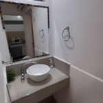 Baño habitación N2 Hotel en Catriel